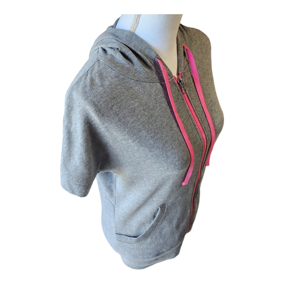 Maurices Women's Short Sleeve Jacket, Sweartshirt, Hooded, Full Zip, Size M - Picture 4 of 11